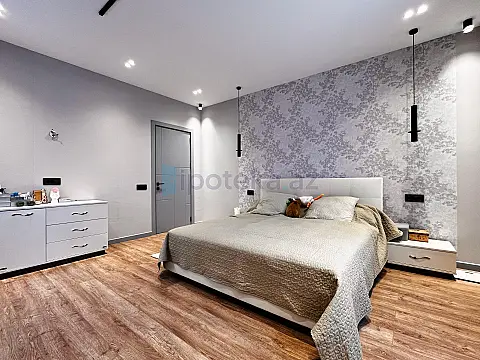 Satılır 4 otaqlı həyət evi 210 m²