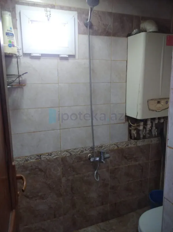 Satılır 4 otaqlı həyət evi 115 m²