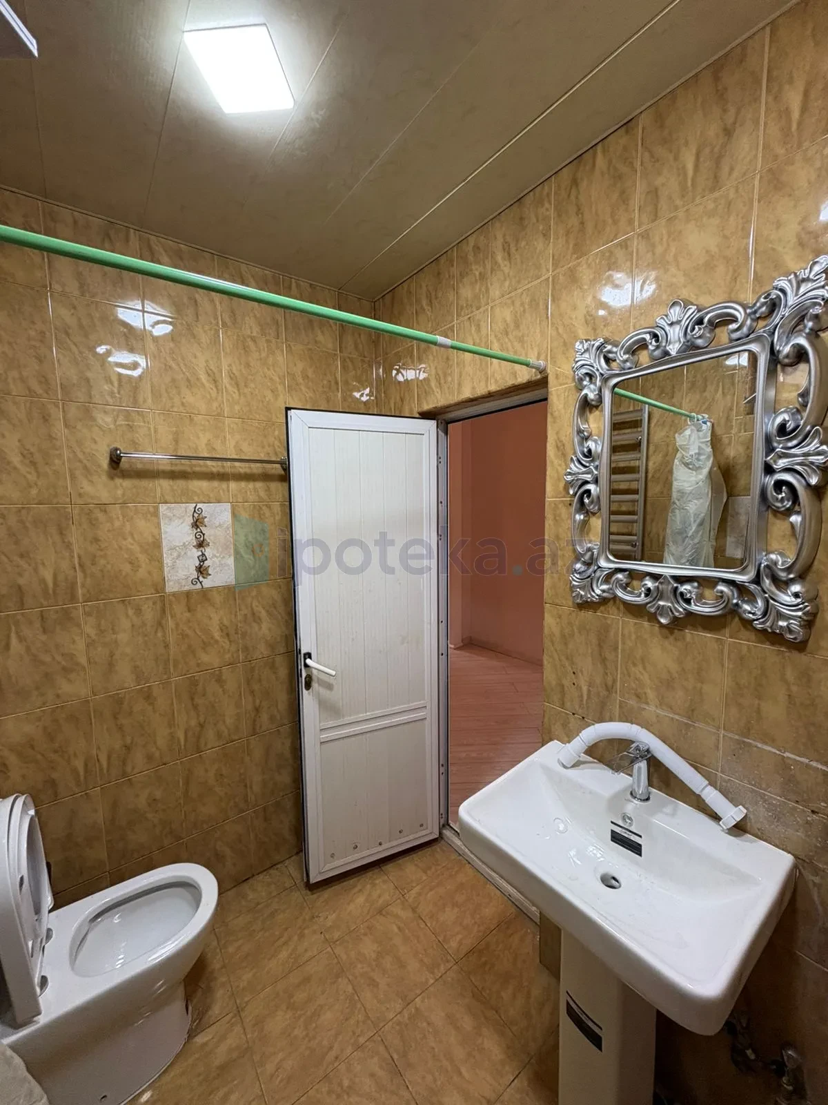 Satılır 3 otaqlı köhnə tikili 90 m²