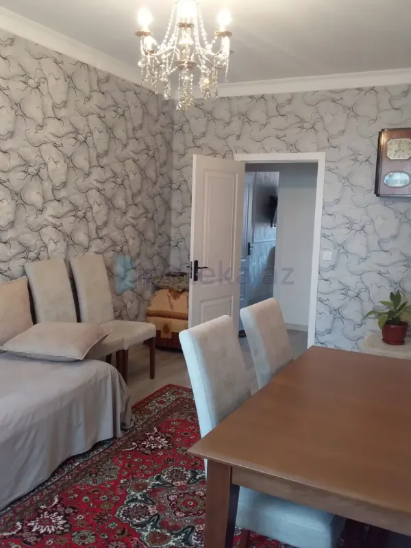 Satılır 3 otaqlı köhnə tikili 55 m²