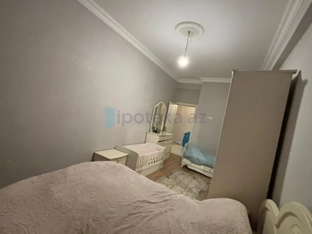 Satılır 2 otaqlı yeni tikili 74 m²