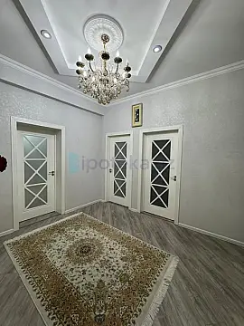 Satılır 4 otaqlı yeni tikili 130 m²