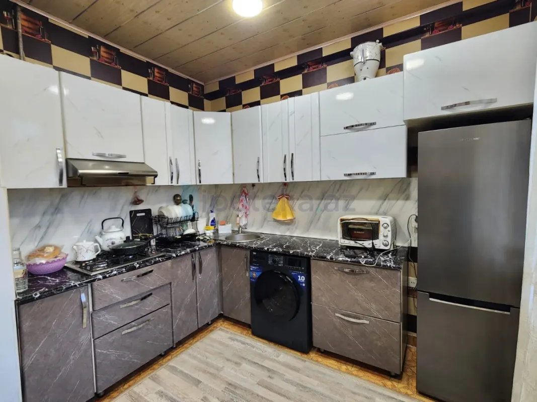 Satılır 2 otaqlı yeni tikili 42.3 m²