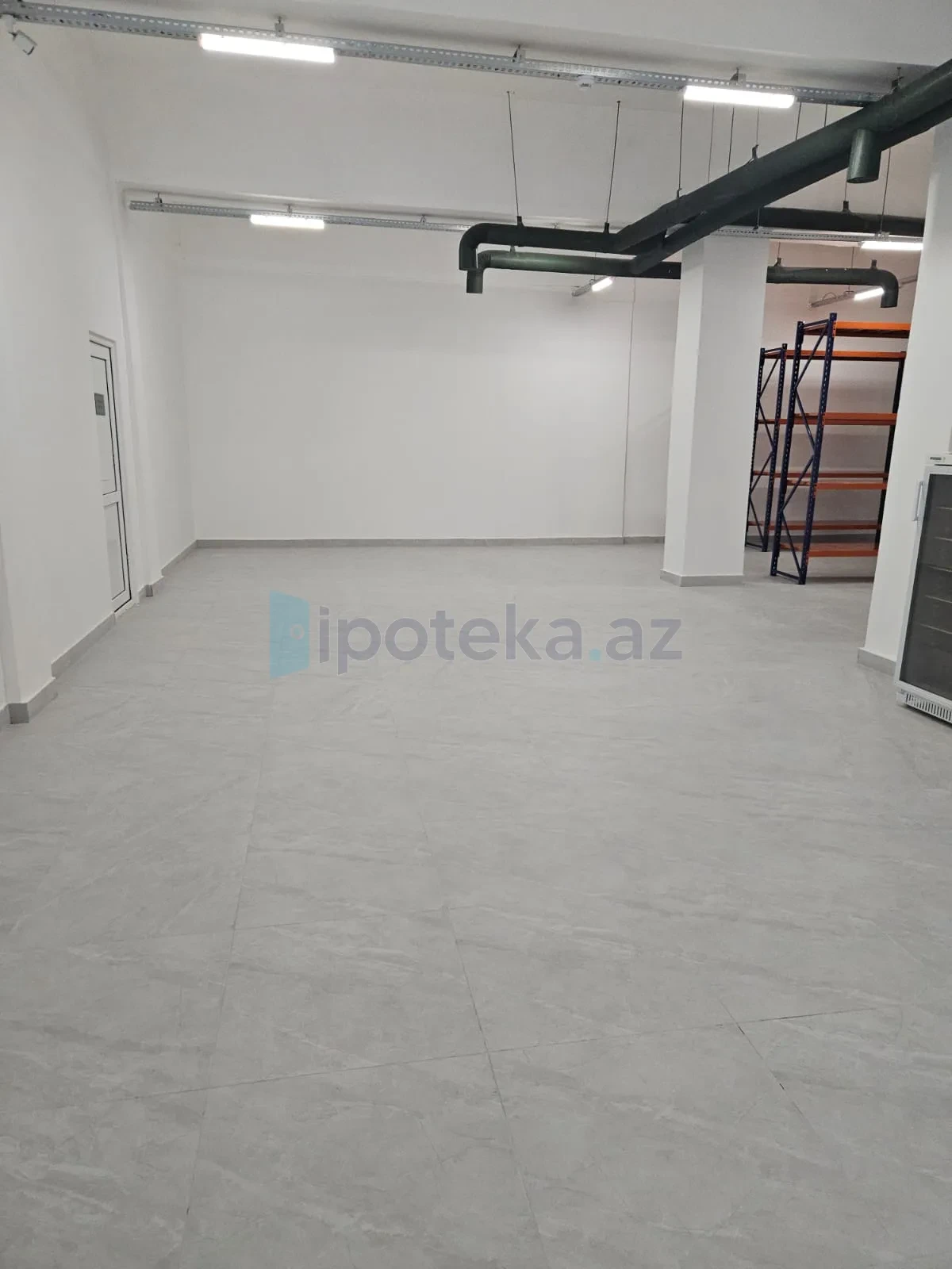 Satılır 4 otaqlı obyekt 260 m²