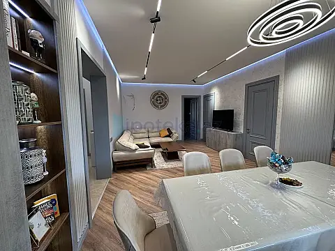 Satılır 4 otaqlı həyət evi 150 m²
