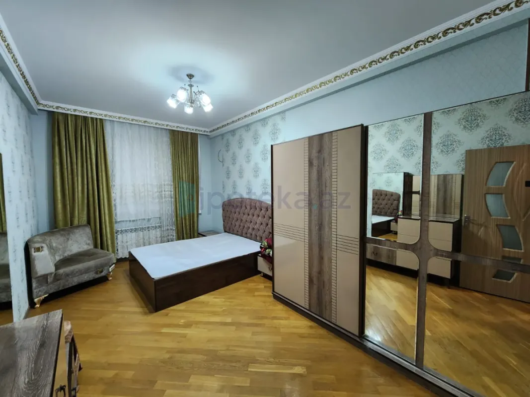 Satılır 3 otaqlı yeni tikili 90 m²