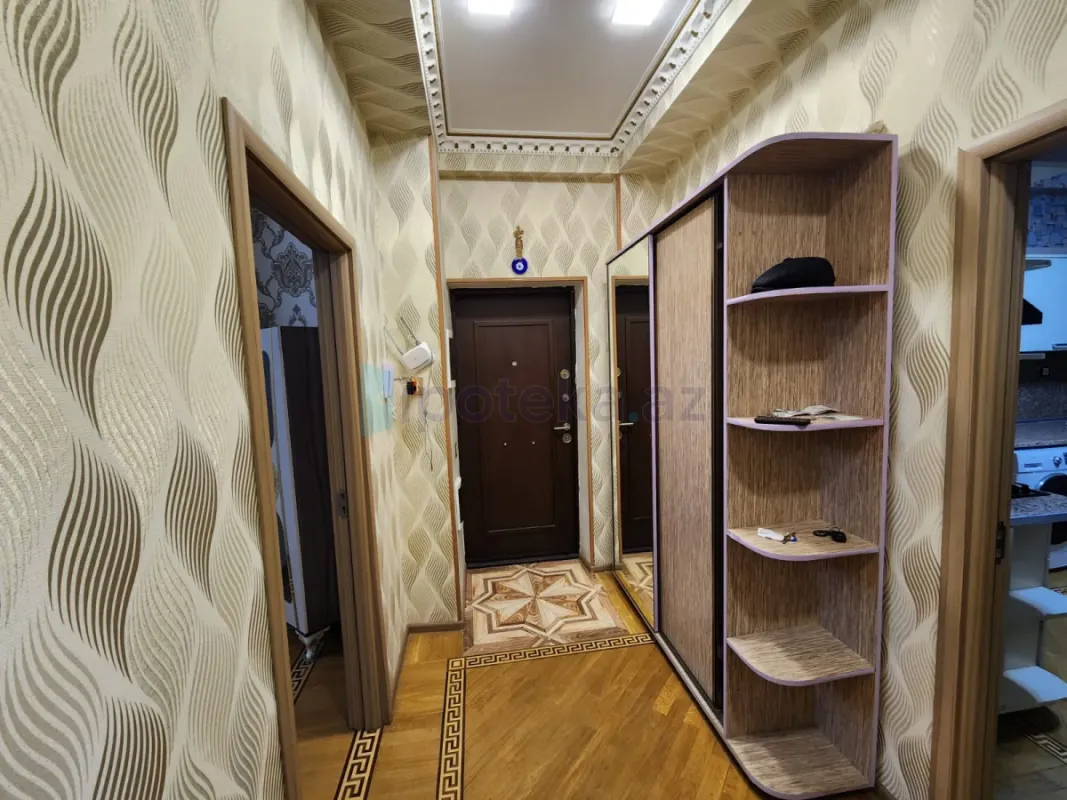 Satılır 3 otaqlı yeni tikili 90 m²