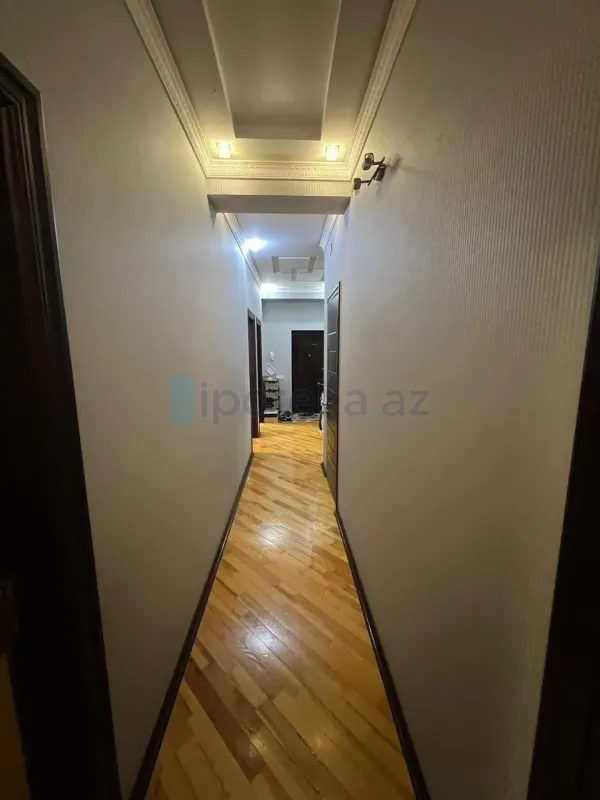 Satılır 3 otaqlı yeni tikili 120 m²