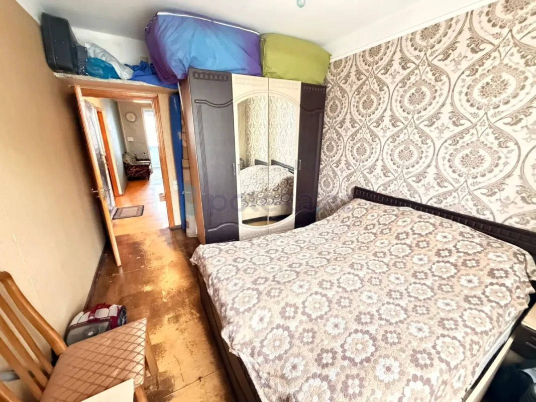 Satılır 2 otaqlı köhnə tikili 50 m²