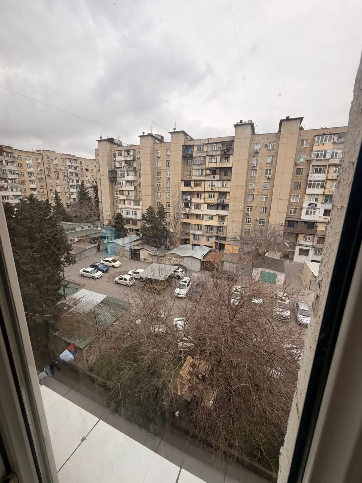 Satılır 2 otaqlı köhnə tikili 50 m²