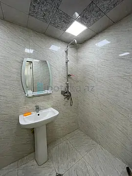 Satılır 2 otaqlı yeni tikili 73 m²