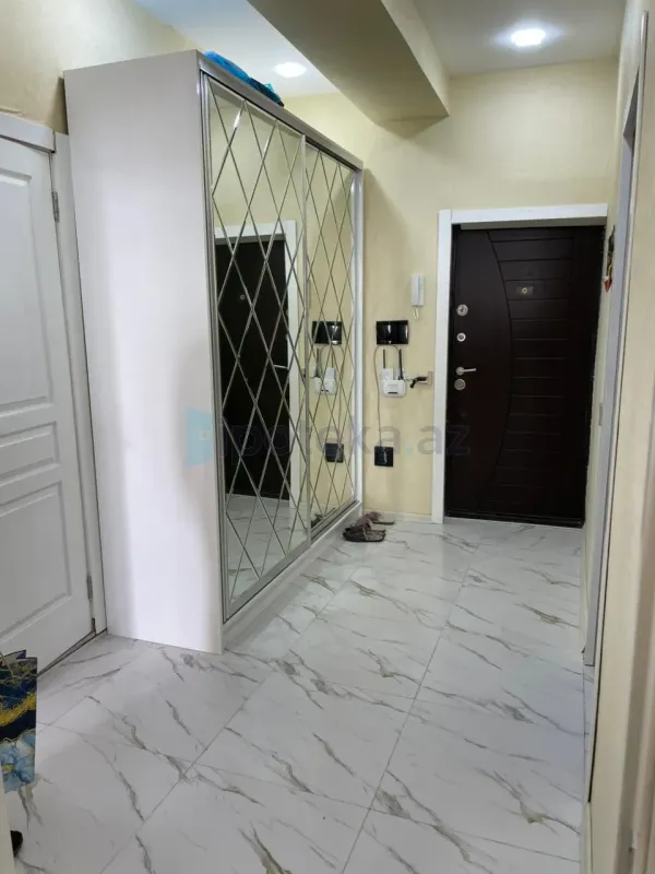 Satılır 2 otaqlı yeni tikili 73 m²