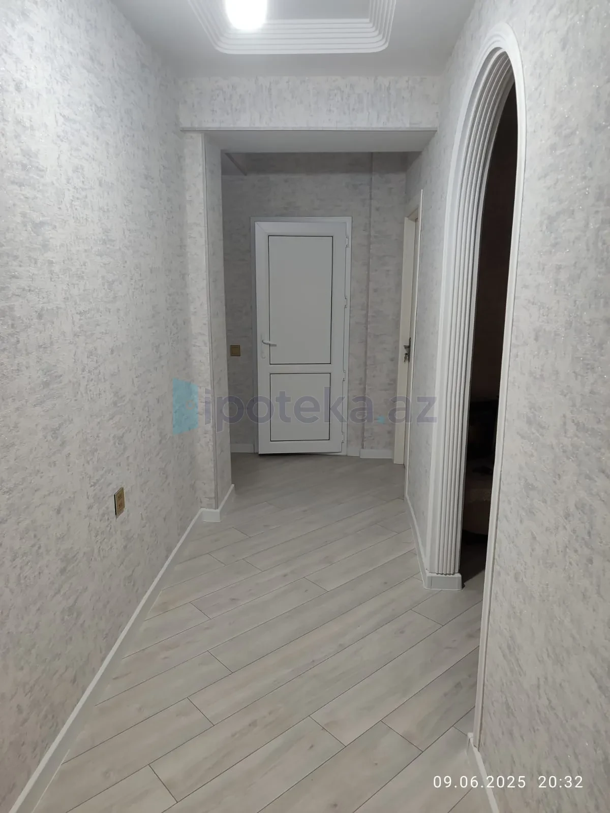 Satılır 3 otaqlı yeni tikili 85 m²