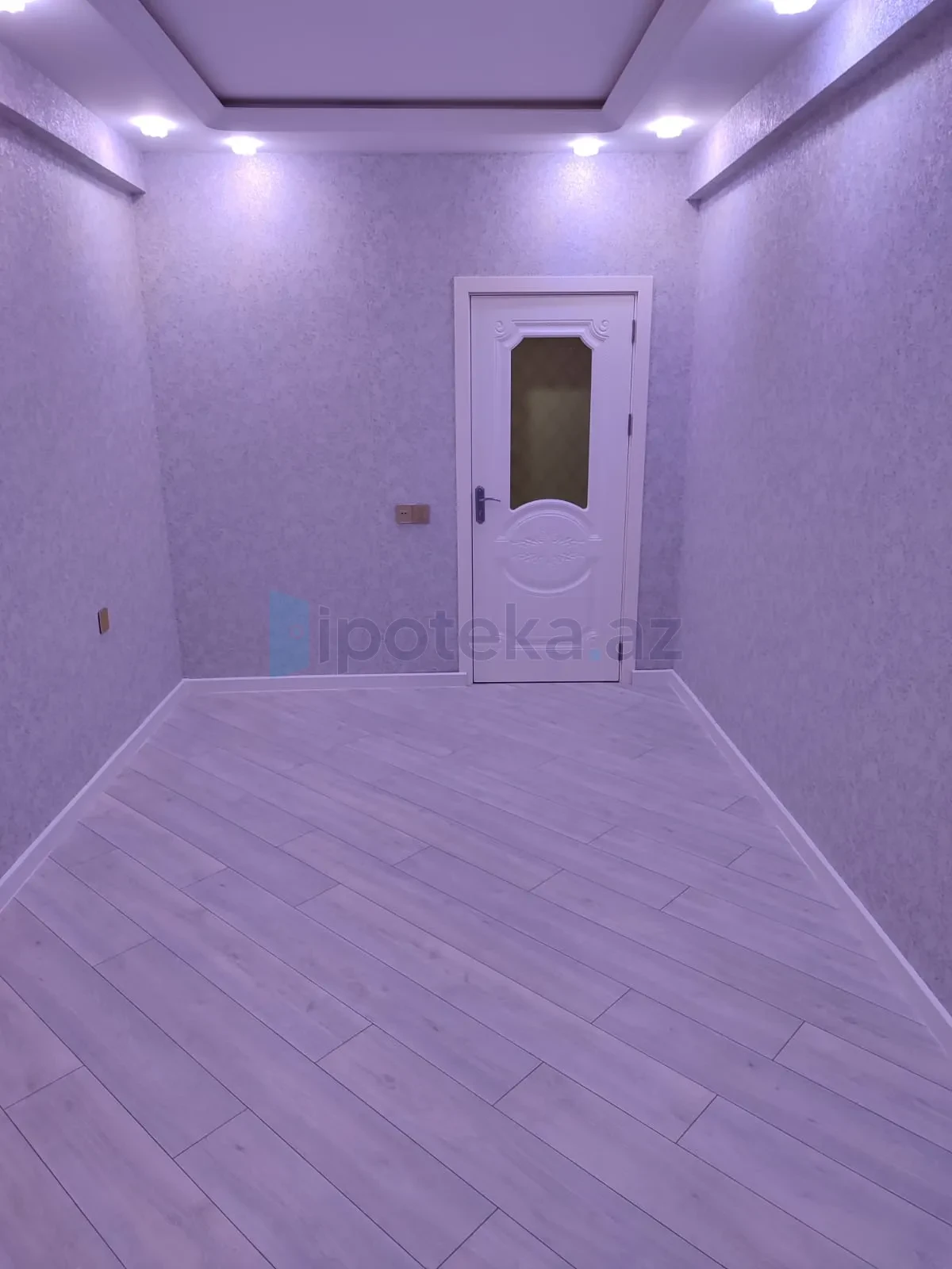 Satılır 3 otaqlı yeni tikili 85 m²