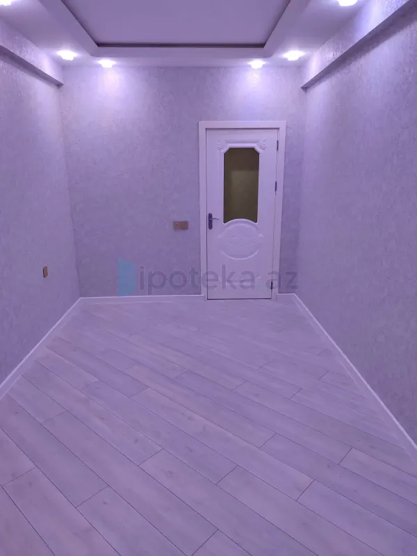 Satılır 3 otaqlı yeni tikili 85 m²