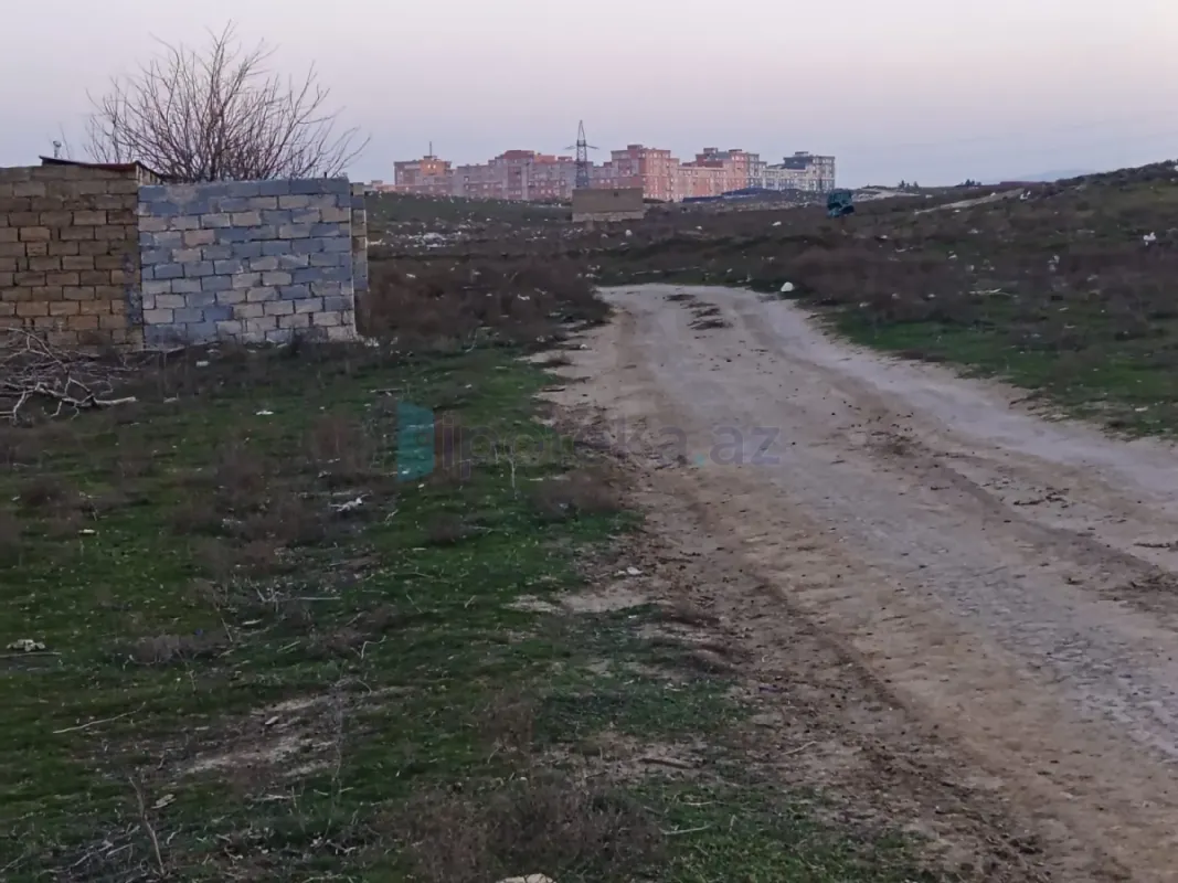 Satılır torpaq sahəsi 12 m²