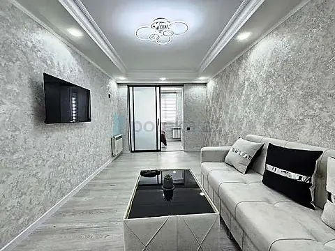 Satılır 2 otaqlı köhnə tikili 35 m² — Bakı, Nizami 2 otaq 35.00 m²