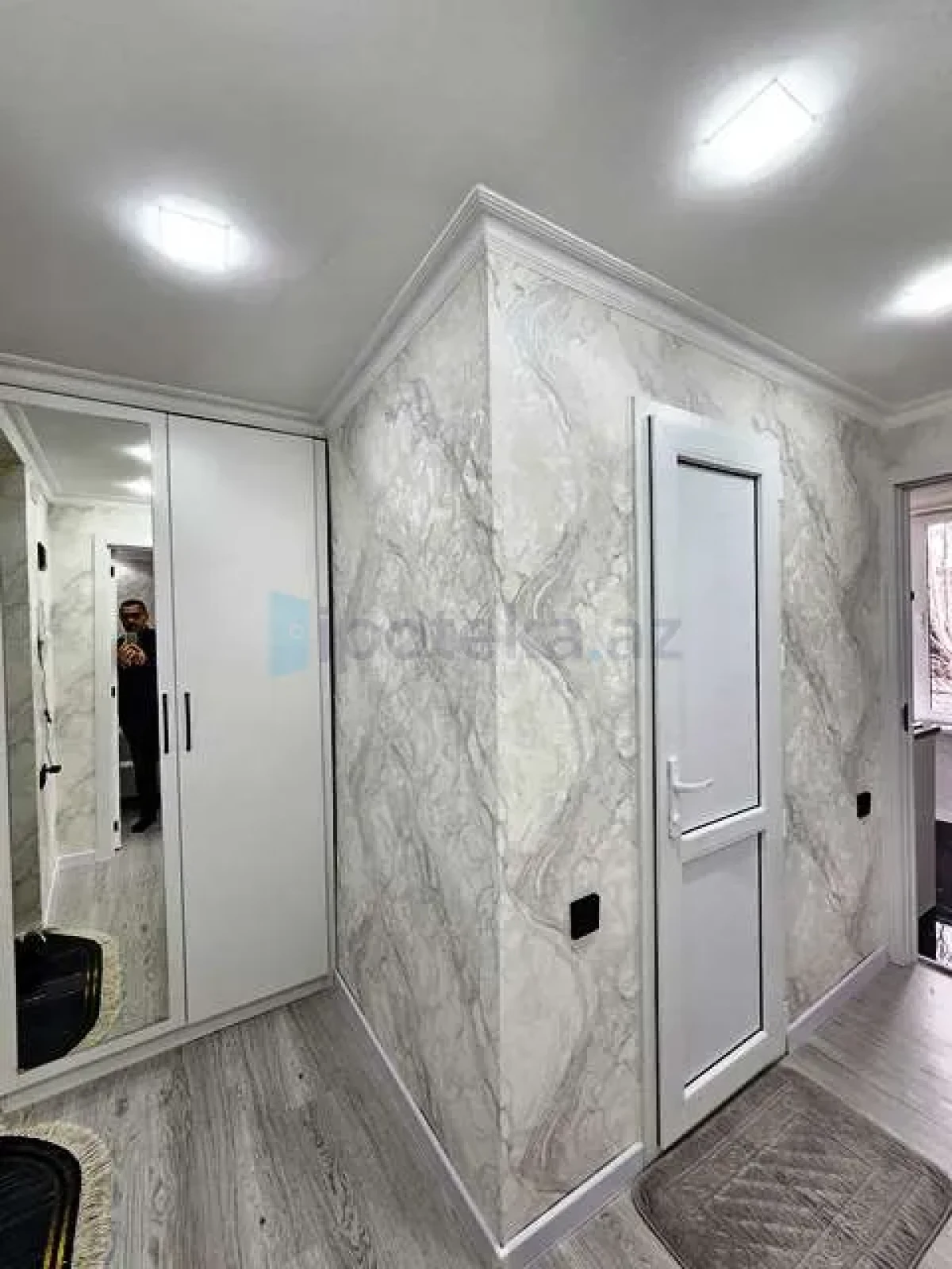 Satılır 2 otaqlı köhnə tikili 35 m²
