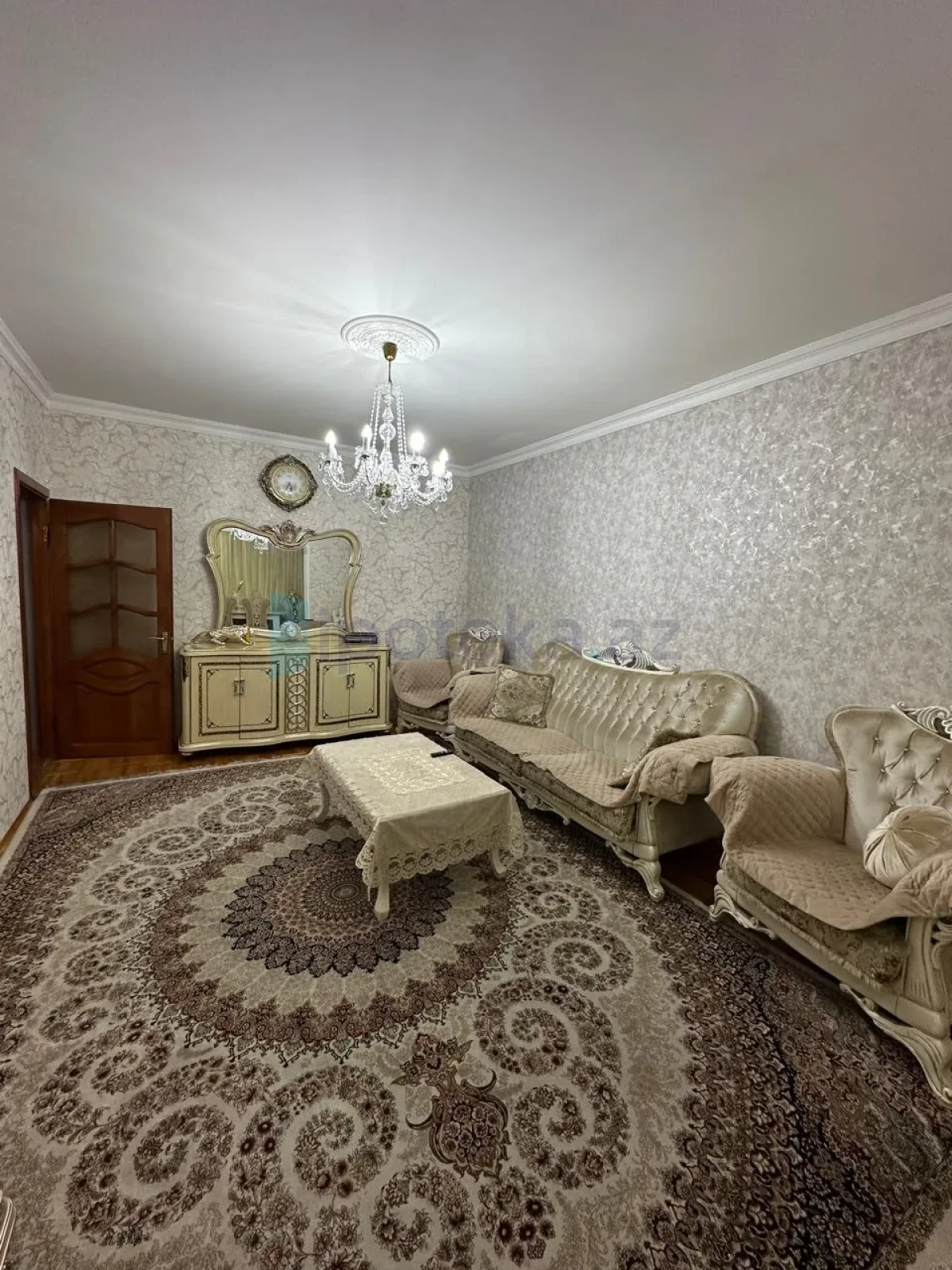 Satılır 4 otaqlı köhnə tikili 68 m²