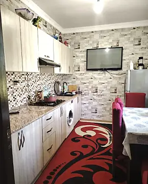 Satılır 2 otaqlı həyət evi 70 m²