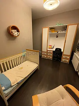 Satılır 4 otaqlı mənzil 250 m²
