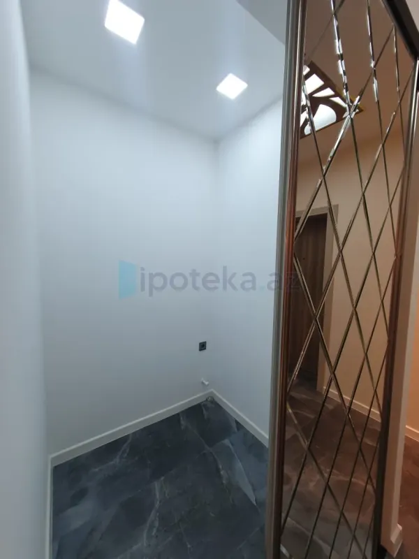 Satılır 3 otaqlı yeni tikili 100 m²