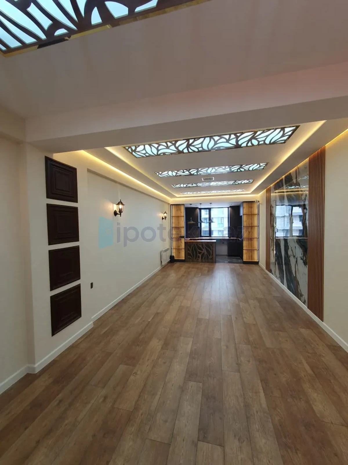 Satılır 3 otaqlı yeni tikili 100 m²