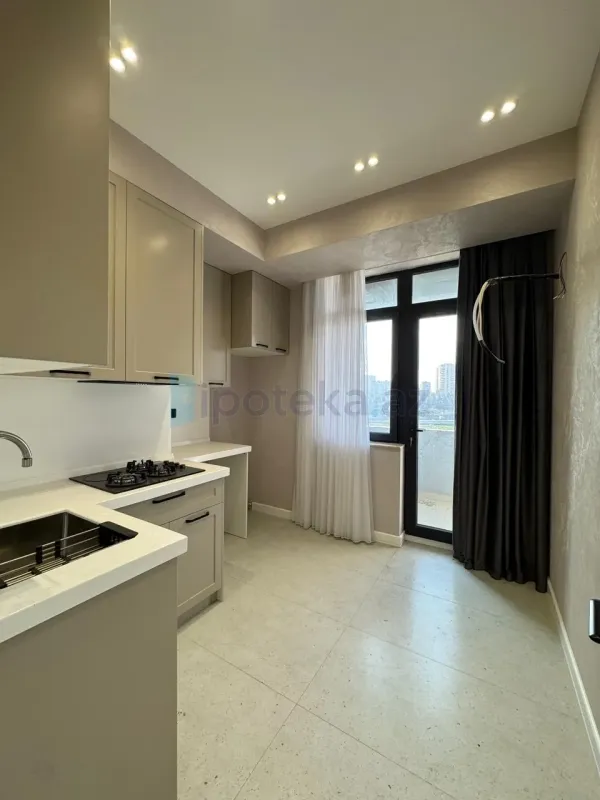 Satılır 2 otaqlı yeni tikili 63 m²