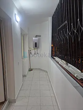 Satılır 2 otaqlı köhnə tikili 65 m²