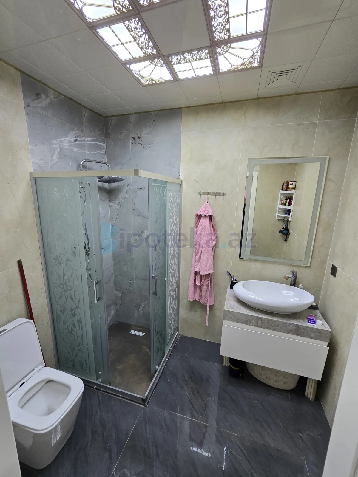 Satılır 2 otaqlı yeni tikili 81 m²