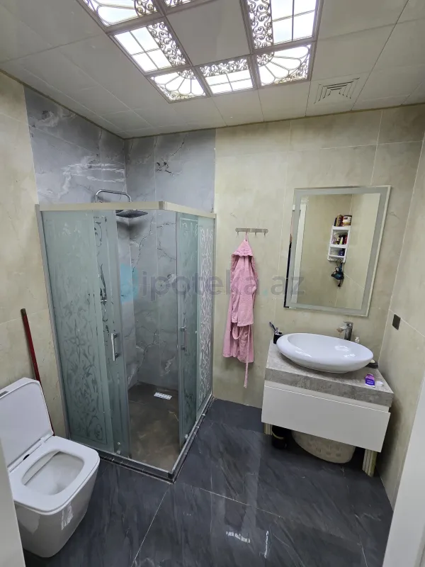 Satılır 2 otaqlı yeni tikili 81 m²