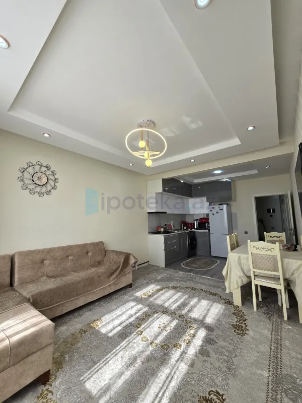 Satılır 2 otaqlı yeni tikili 81 m²