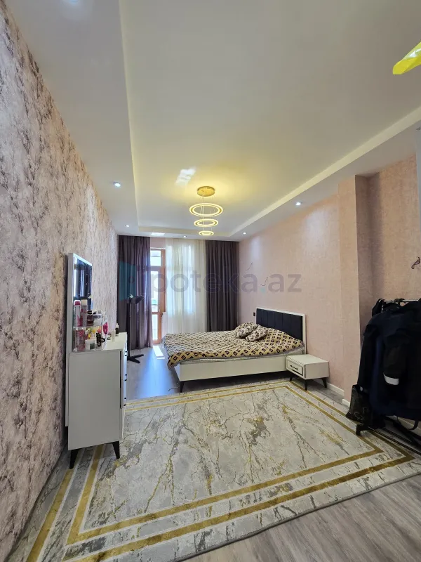 Satılır 2 otaqlı yeni tikili 81 m²