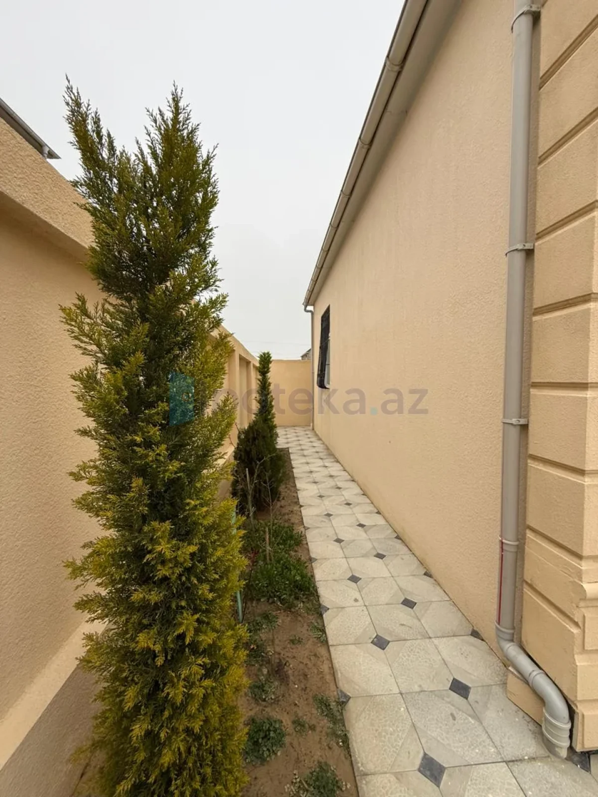 Satılır 4 otaqlı həyət evi 150 m²