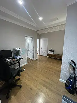 Satılır 3 otaqlı yeni tikili 127 m²