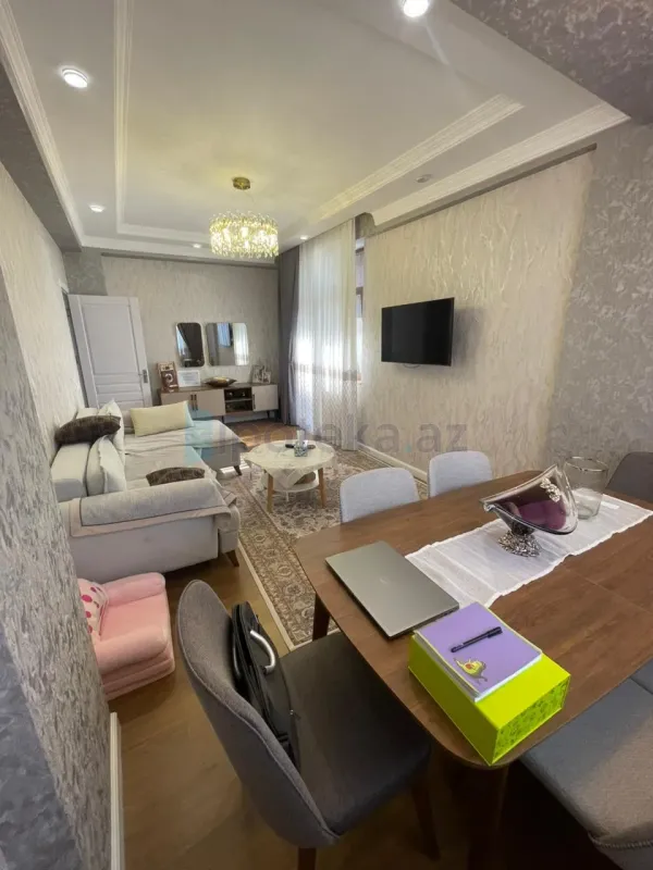 Satılır 3 otaqlı yeni tikili 127 m²