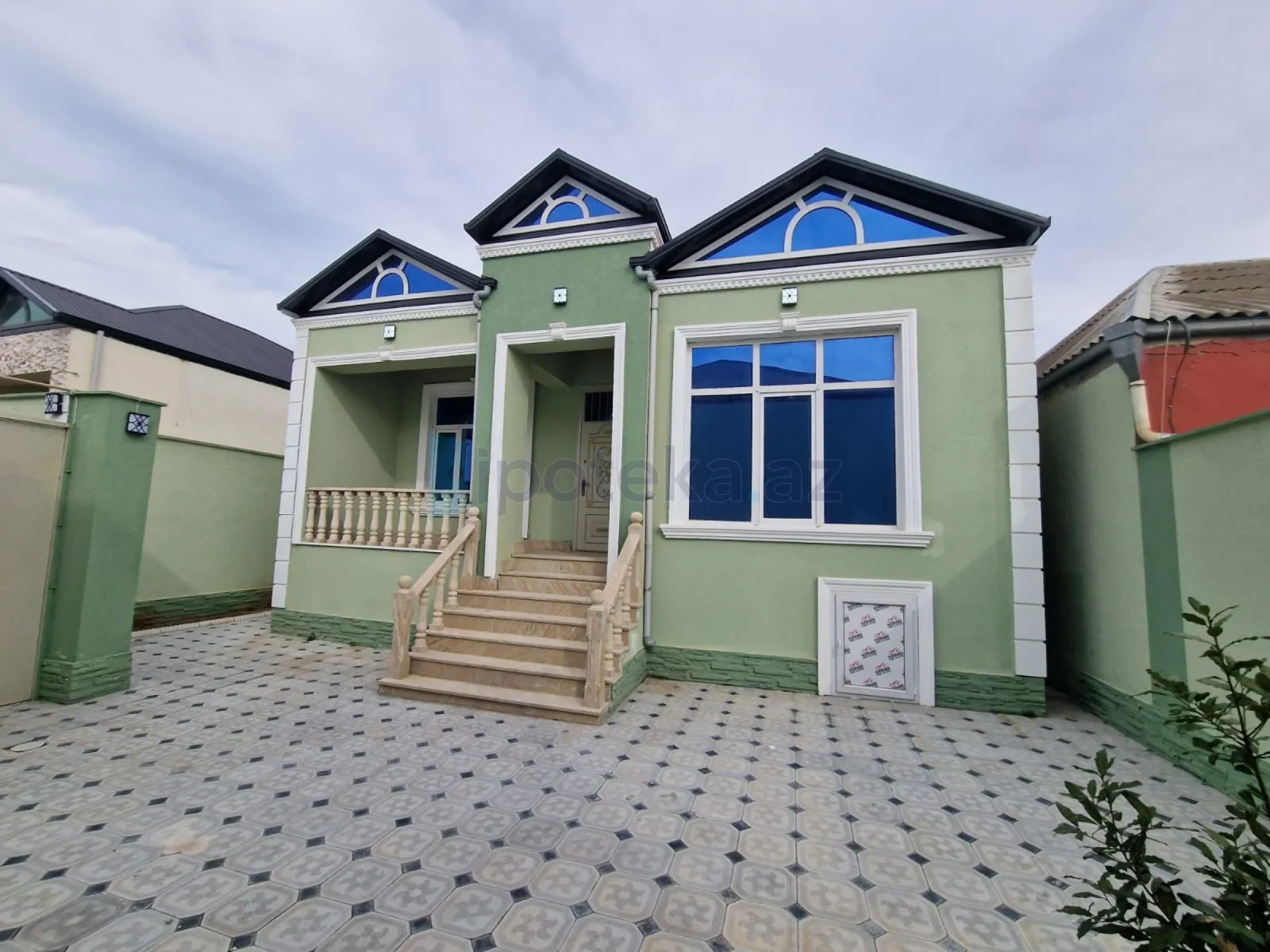 Satılır 3 otaqlı həyət evi 90 m²