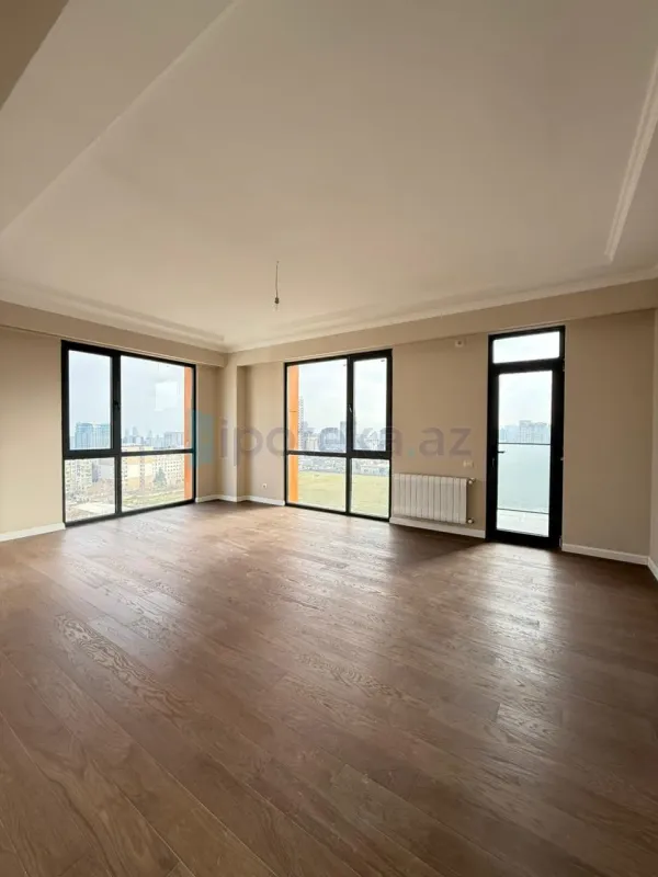 Satılır 4 otaqlı yeni tikili 123 m²