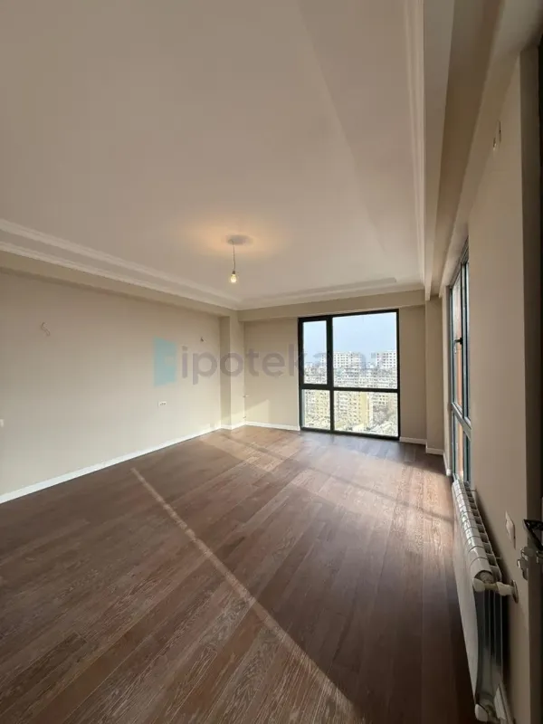 Satılır 4 otaqlı yeni tikili 123 m²