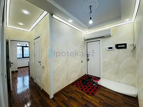 Satılır 3 otaqlı köhnə tikili 75 m²