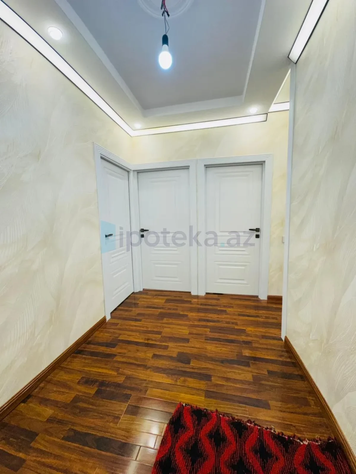 Satılır 3 otaqlı köhnə tikili 75 m²