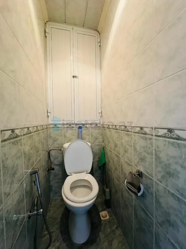 Satılır 3 otaqlı köhnə tikili 75 m²