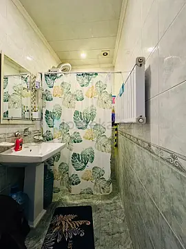 Satılır 3 otaqlı köhnə tikili 75 m²