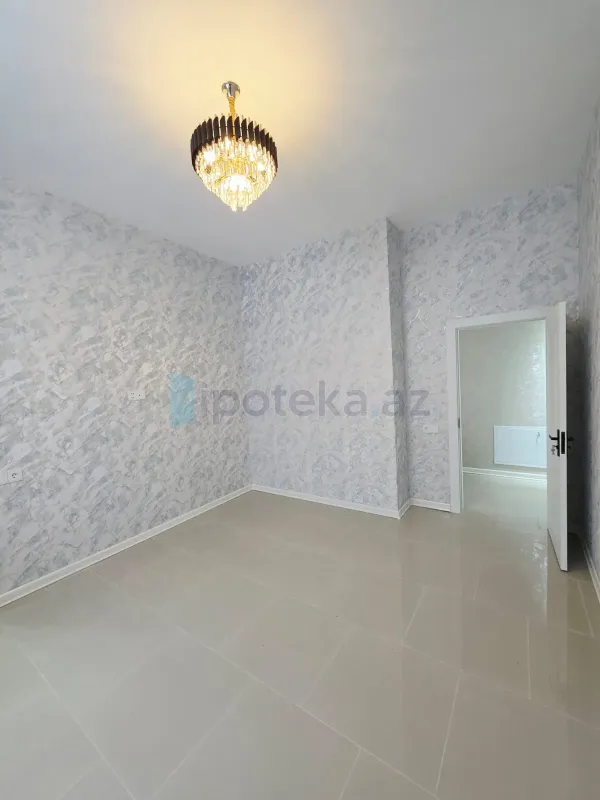 Satılır 4 otaqlı mənzil 150 m²