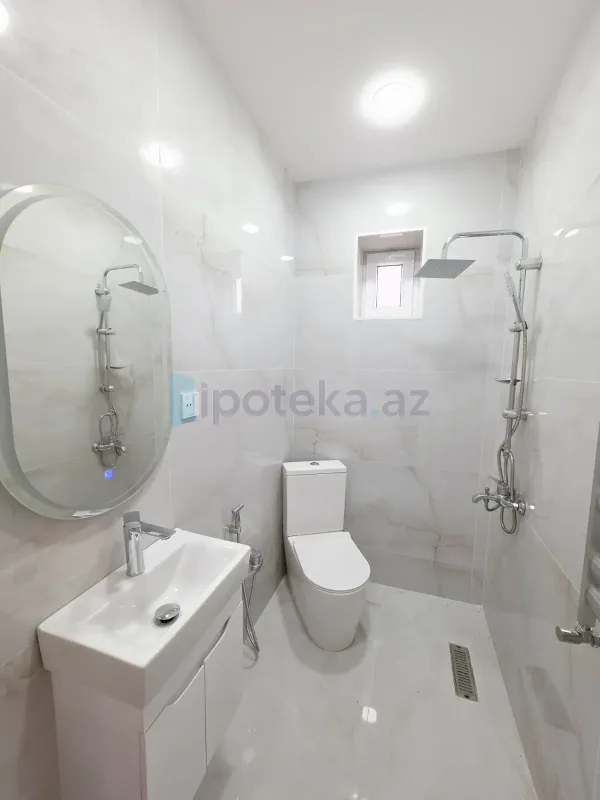 Satılır 4 otaqlı mənzil 150 m²