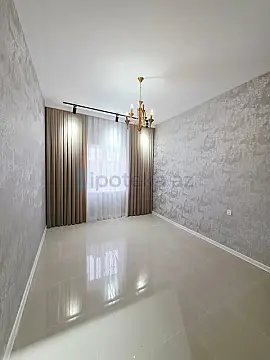 Satılır 4 otaqlı mənzil 150 m²