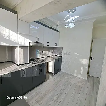 Satılır 1 otaqlı köhnə tikili 45 m²