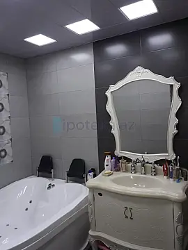 Satılır 3 otaqlı yeni tikili 92 m²