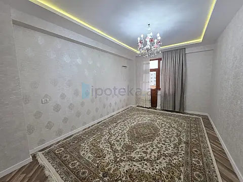 Satılır 3 otaqlı yeni tikili 130 m²