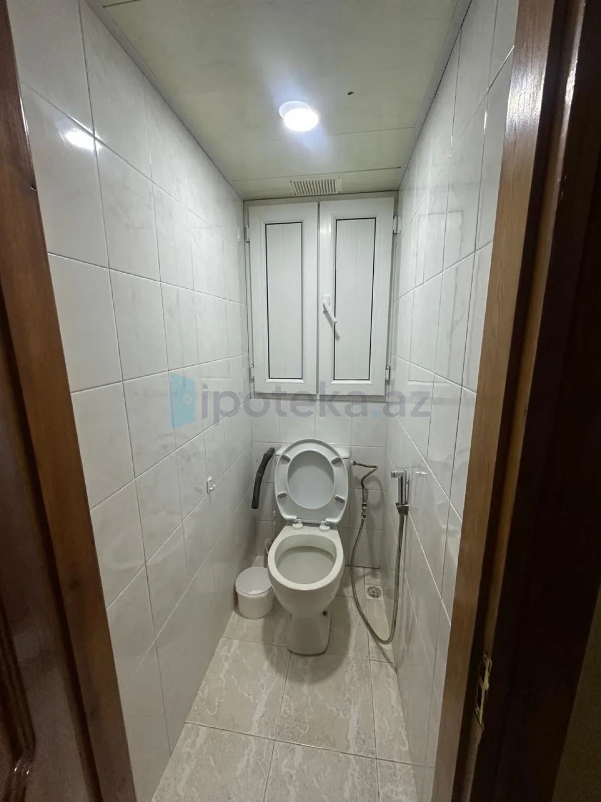 Satılır 2 otaqlı köhnə tikili 60 m²